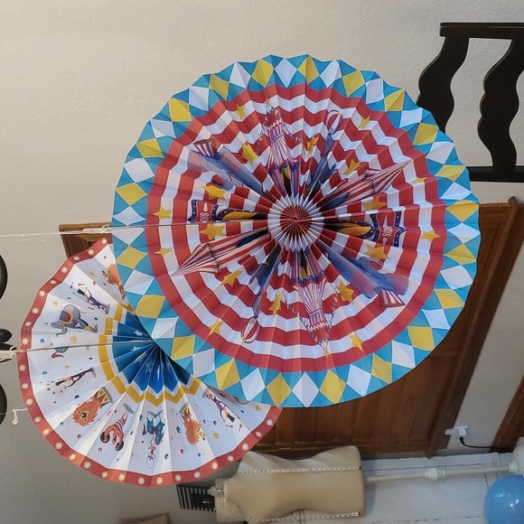 Circus themed party decorations - Picture 5 of 5